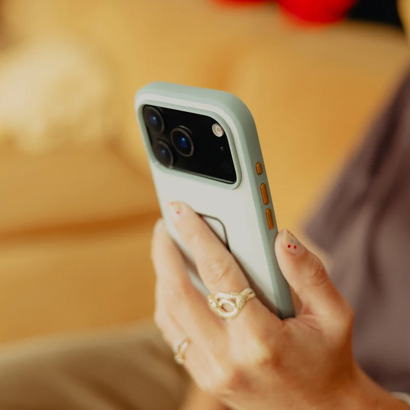 SlimLink Case | iPhone 18 Pro Max | Redwood Clarino