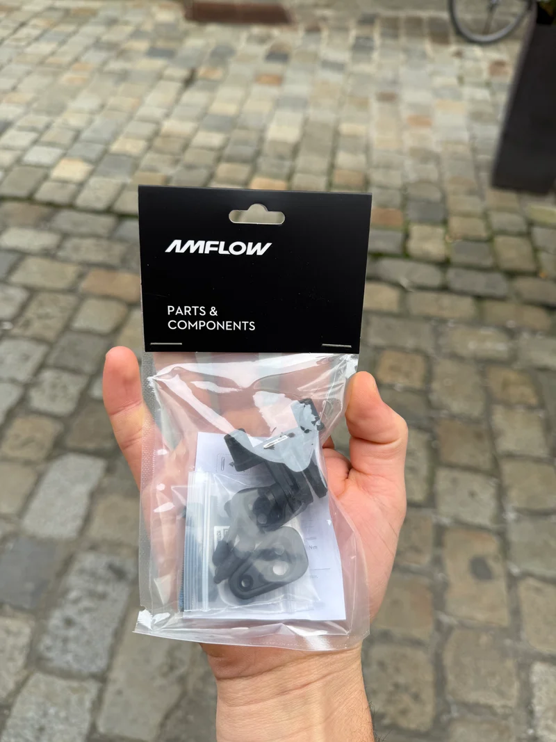 DJI Avinox Amflow Smart Frontlicht Combo – E-Bike Frontlicht mit Montageset