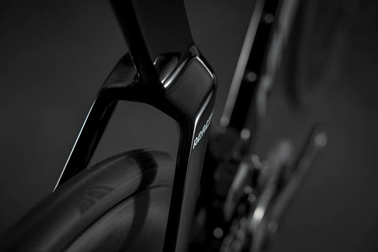 Merida Reacto 5000 2026 | Shimano 105 Di2 | Aero Carbon Rennrad