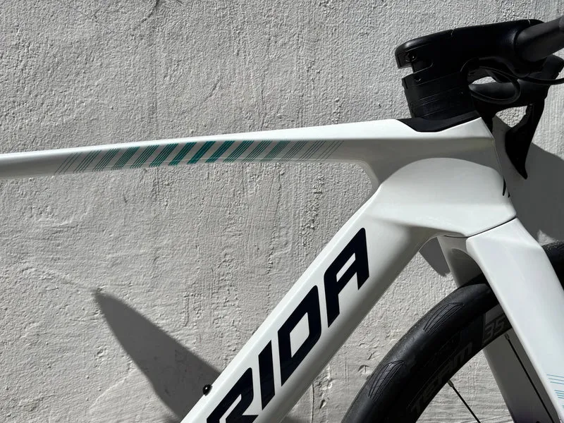 Merida Reacto 5000 2026 | Shimano 105 Di2 | Aero Carbon Rennrad