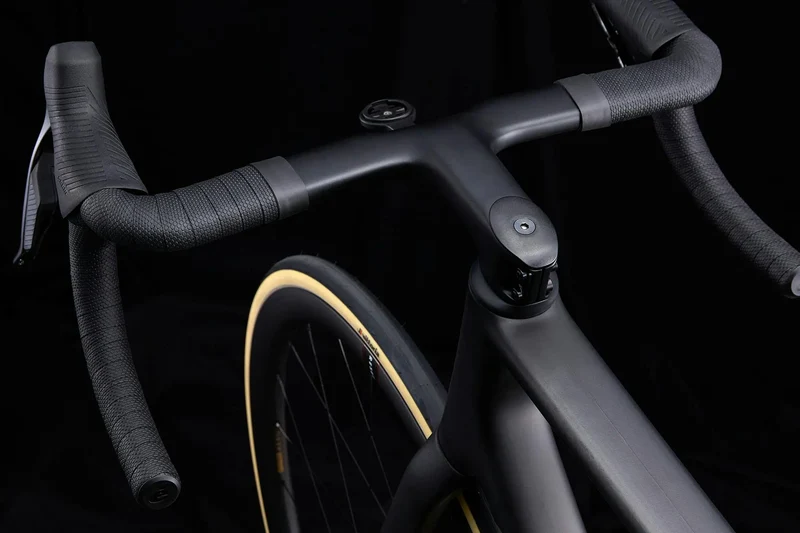 Cervelo R5 Sram Red E1 XPLR 1x13 Powermeter | 2026 Black/Bronze