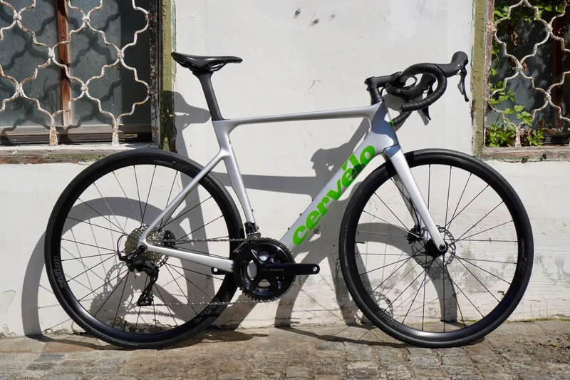 Cervelo SOLOIST 105 12 Speed | Dark Slate / Serpentine 2026