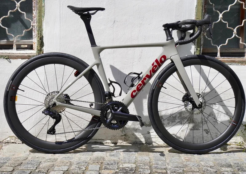 Cervelo SOLOIST Ultegra Di2 Elektronische Schaltung 12 Fach - 2025