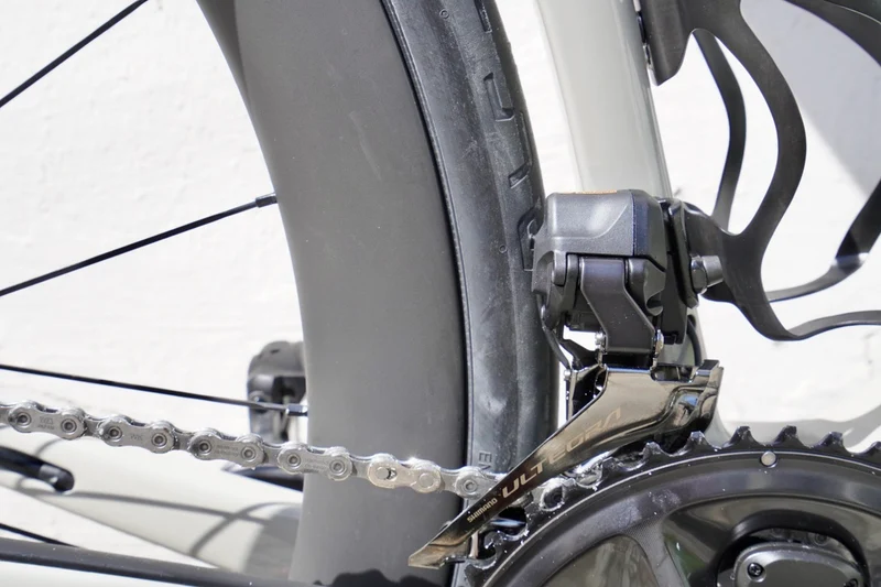 Cervelo SOLOIST Ultegra Di2 Elektronische Schaltung 12 Fach - 2025