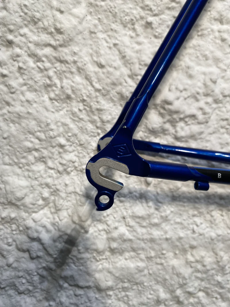 Viper frame blue with silver flames