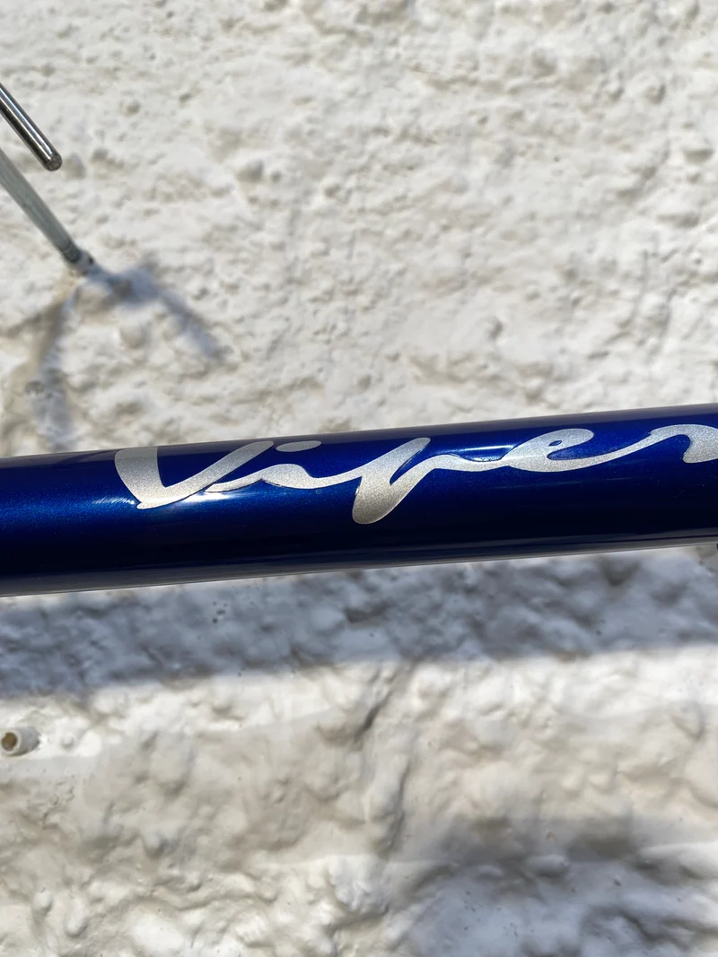 Viper frame blue with silver flames