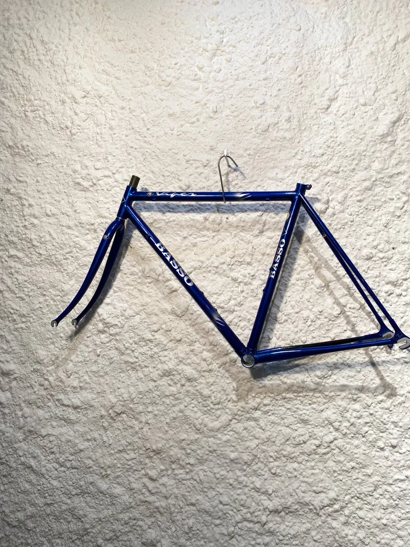 Viper frame blue with silver flames
