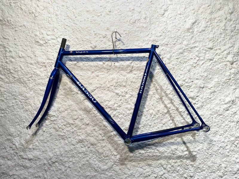 Viper frame blue with silver flames