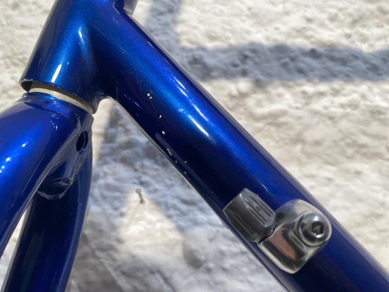 Viper frame blue with silver flames