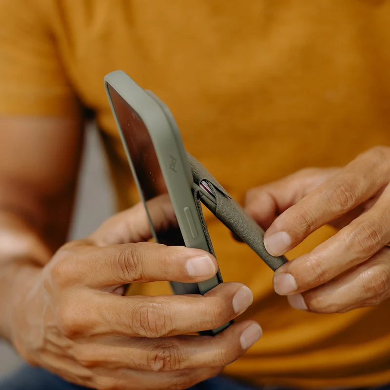 Mobile Wallet | Stand Wallet | Redwood | Fabric | PD Certified