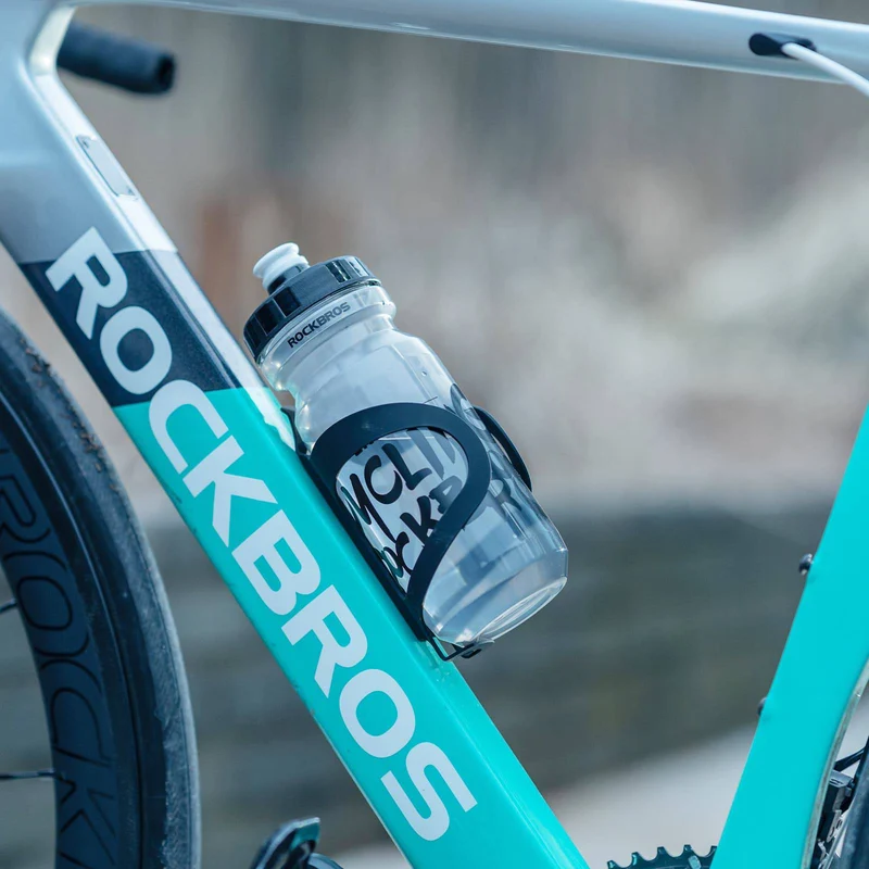 ROCKBROS Sport Trinkflasche 600 ml uit PP5 met beschermdop geliefert