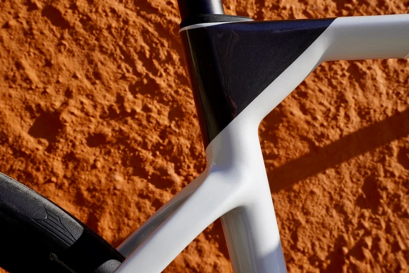 Scultura 6000 105 DI2