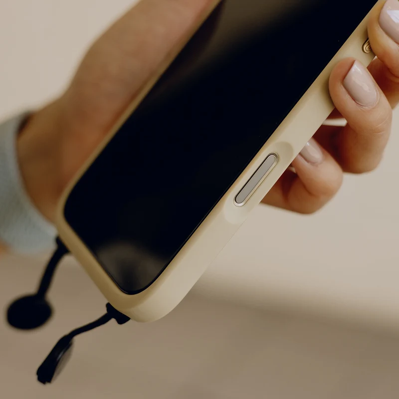 Everyday Clarino Case | iPhone 16 Pro Max | Bone | PD Certified