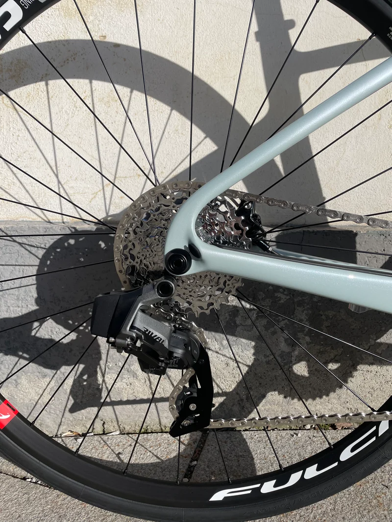 Caledonia Rival eTap AXS