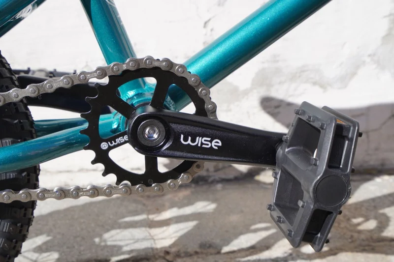 DK Aura in 14" BMX