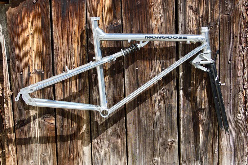 Mongoose with AMP-Fork