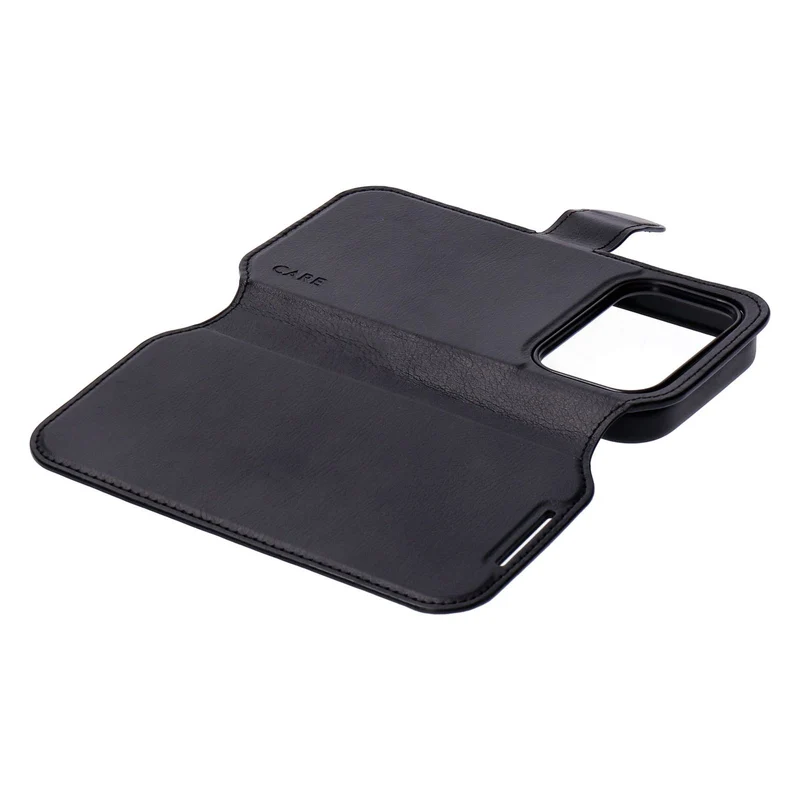 Care by PanzerGlass Case Tango 2in1 iPhone 17 Pro schwarz