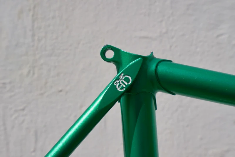 Corsa Extra Racingframe