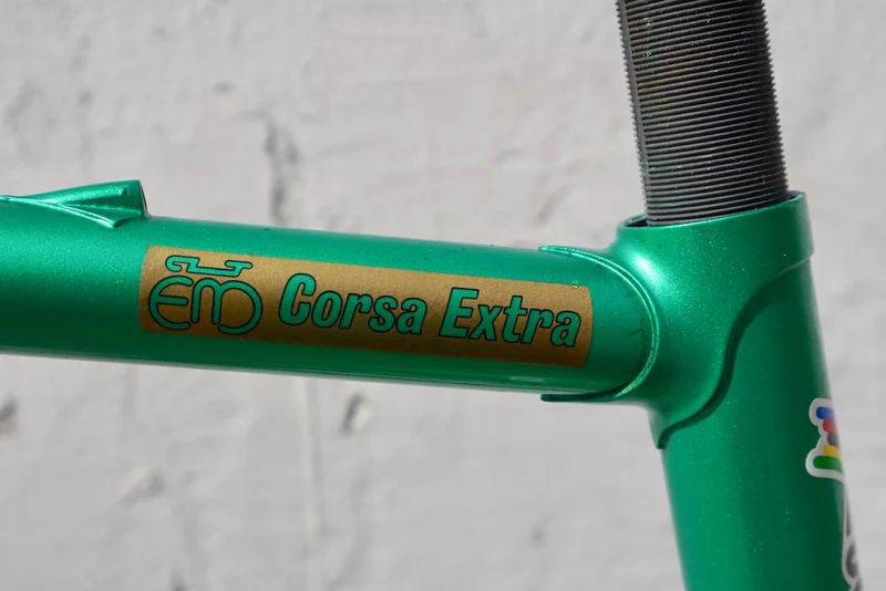 Corsa Extra Racingframe