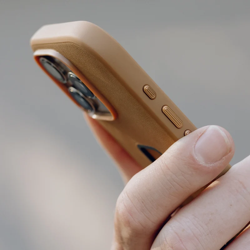 SlimLink Case | iPhone 16 Pro Max Tan