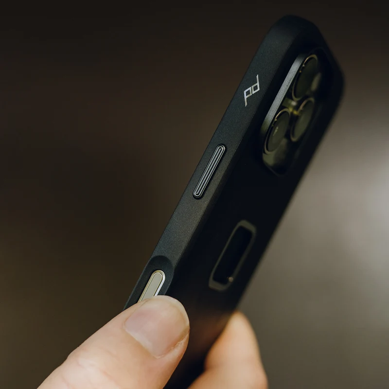SlimLink Case | iPhone 16 Pro Black