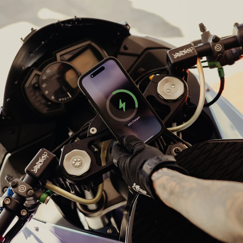 Motorcycle Stem Mount | Charging Qi2