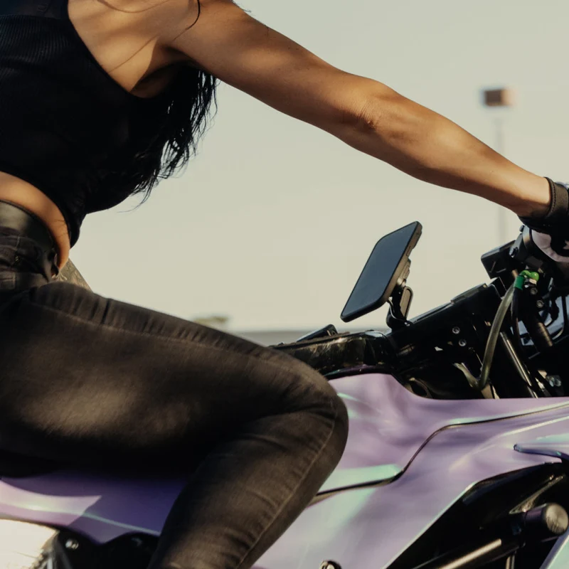Motorcycle Stem Mount | Charging Qi2