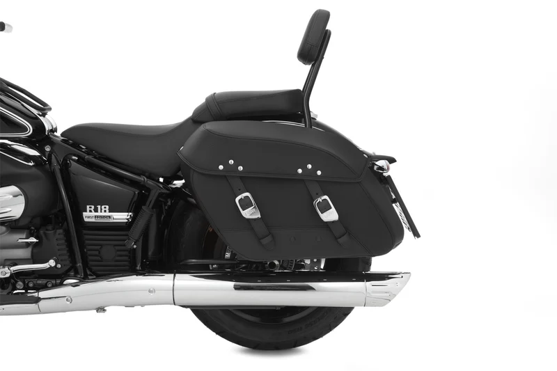 Adapter set for back support in combination with original saddle bags