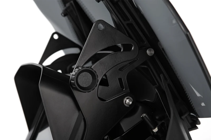 Wunderlich windshield reinforcement for orig or accessory windshield