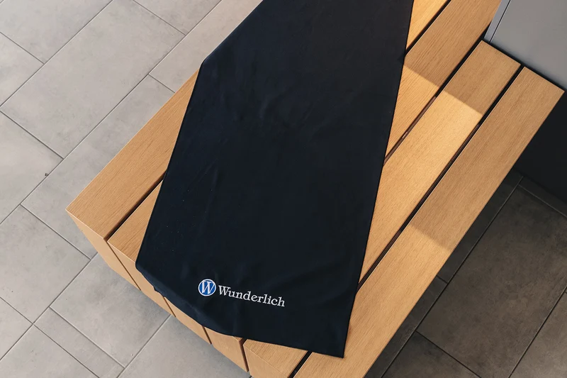 Compact Wunderlich bath towel