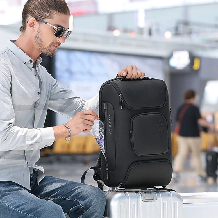 Skanto | BANGE BG-7216plus Diebstahlsicherer wasserdichter Reise-Herrenrucksack 15.6 Zoll Laptoptasche (Schwarz)