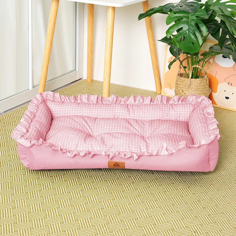 Elegantes Rüschen-Hundebett