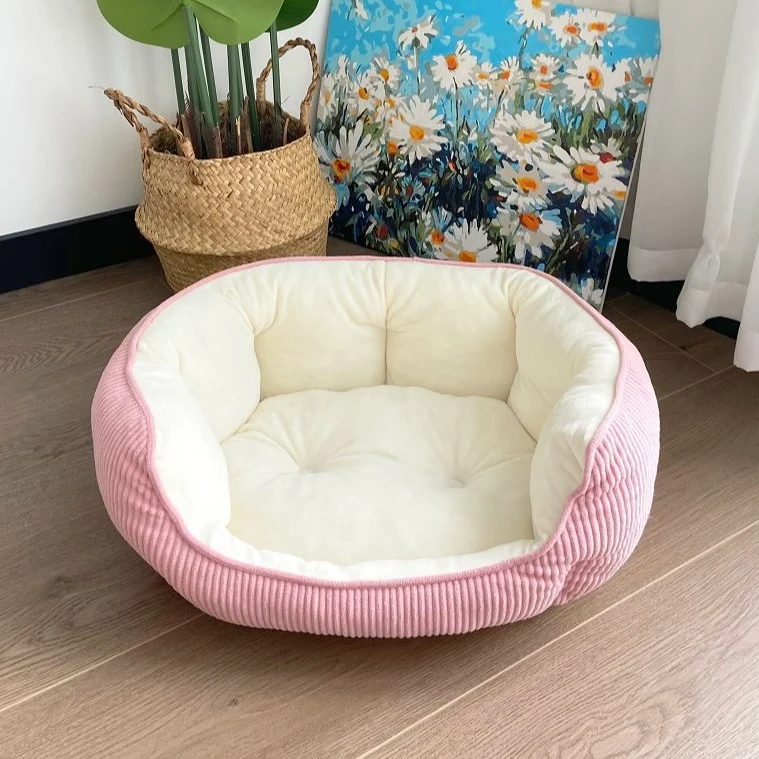 Weiches, gemütliches Katzenbett
