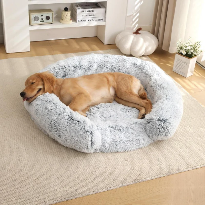 Weiches und pelziges Entspannungs-Hundebett