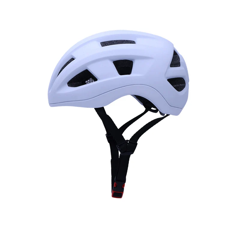 WoAerodynamischer Helm mit integriertem Visier Skanto