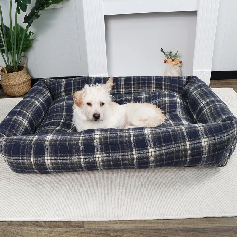 Orthopädisches Hundebett mit Karomuster