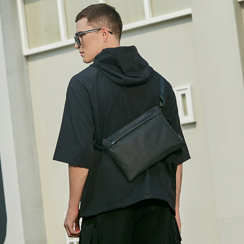 Minimalistische Crossbody Pouch Skanto