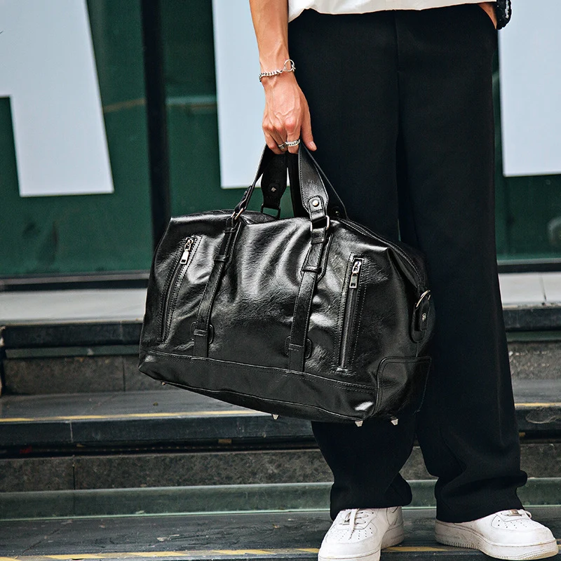 Sportliche Reisetasche mit vielseitigen Fächern Skanto