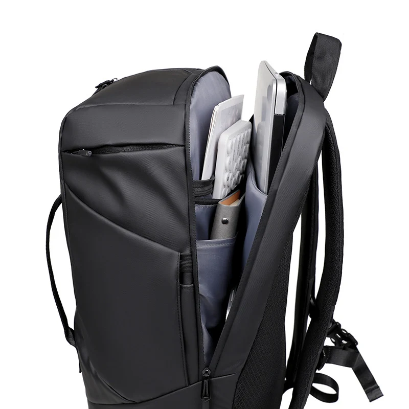 Multifunktionaler Sportrucksack mit erweiterbarem Stauraum Skanto