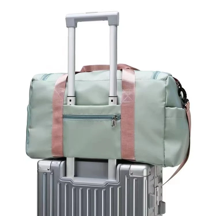 Sportliche Reisetasche mit mehreren Fächern Skanto