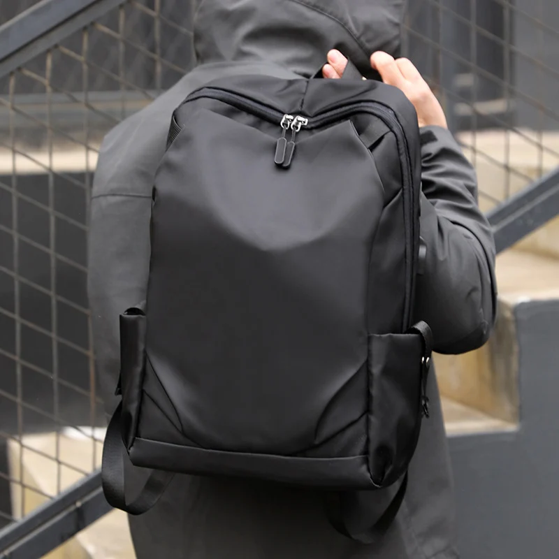 Multifunktionaler Laptop-Rucksack mit ergonomischem Tragesystem Skanto
