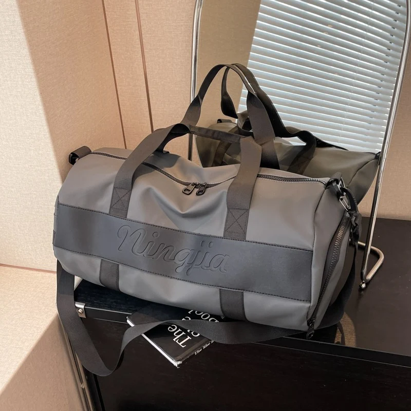 Vielseitige Sport- und Reisetasche Skanto