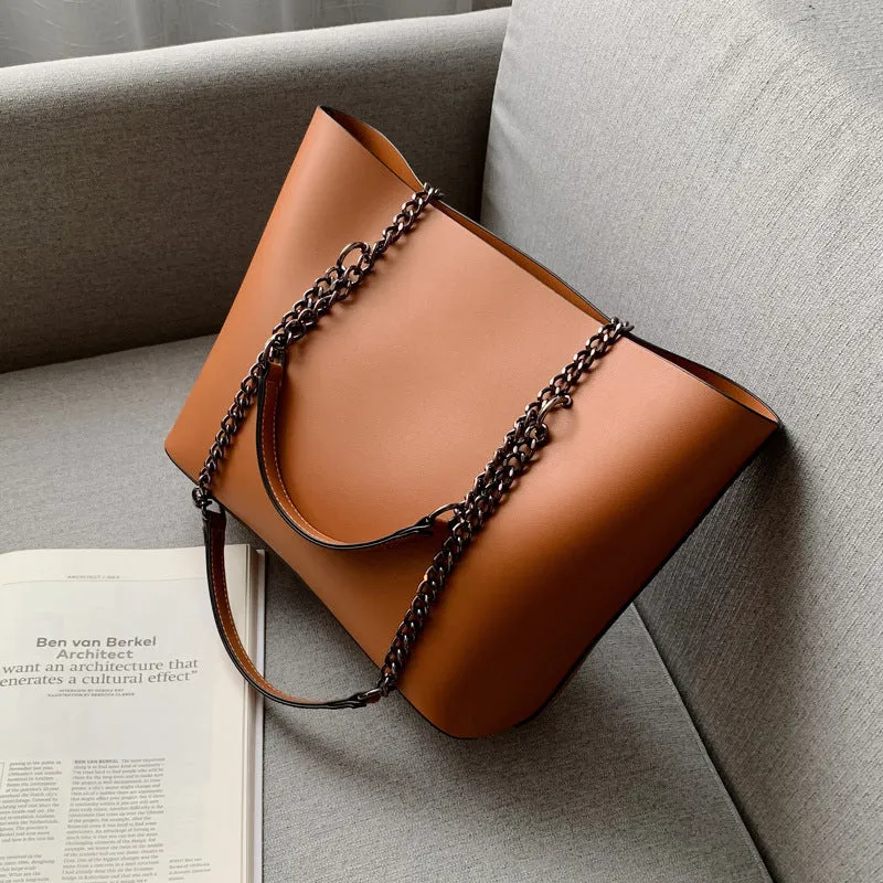 Elegante Umhängetasche im minimalistischen Design Skanto