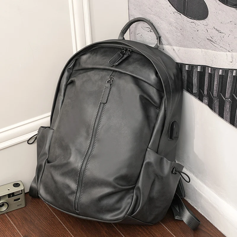 Eleganter Rucksack aus strapazierfähigem Kunstleder mit multifunktionalen Fächern Skanto