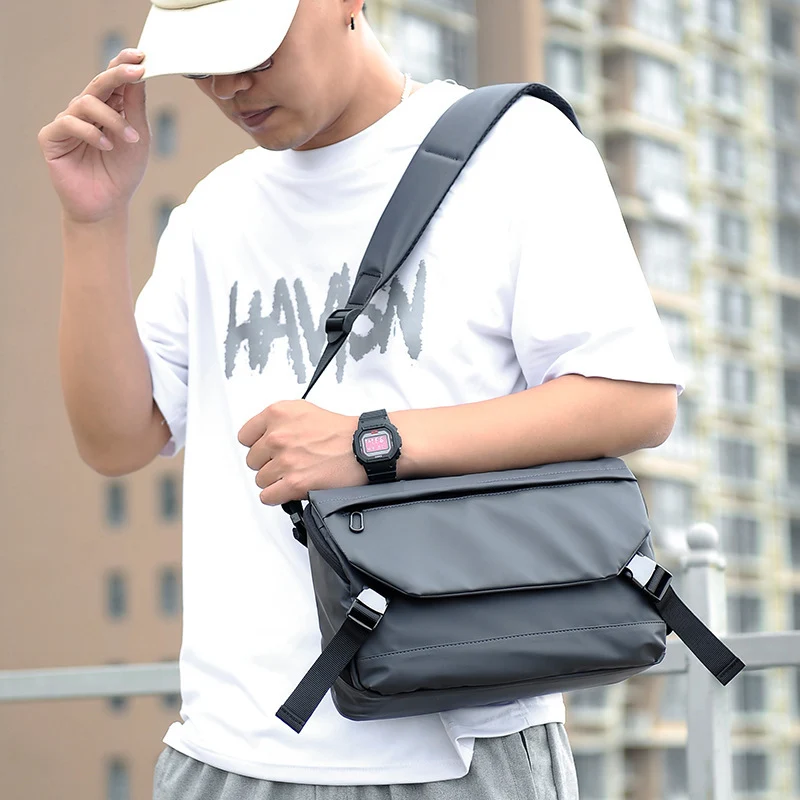 Elegante Crossbody Messenger mit innovativem Design Skanto
