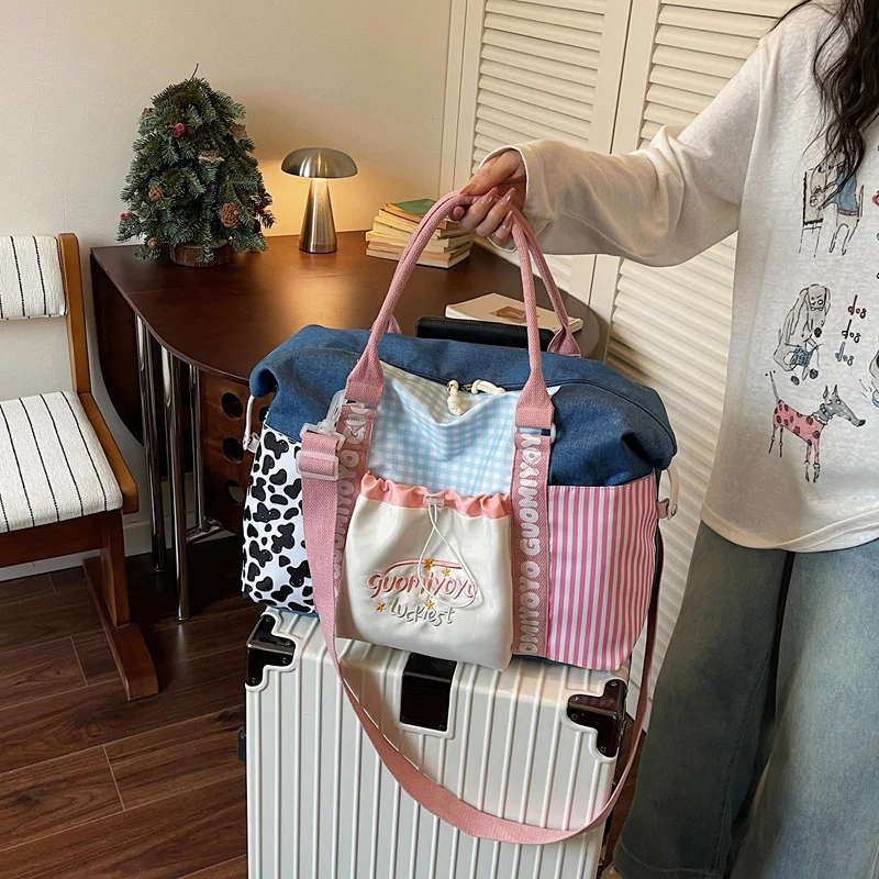 Moderne Freizeit- und Reisetasche Skanto