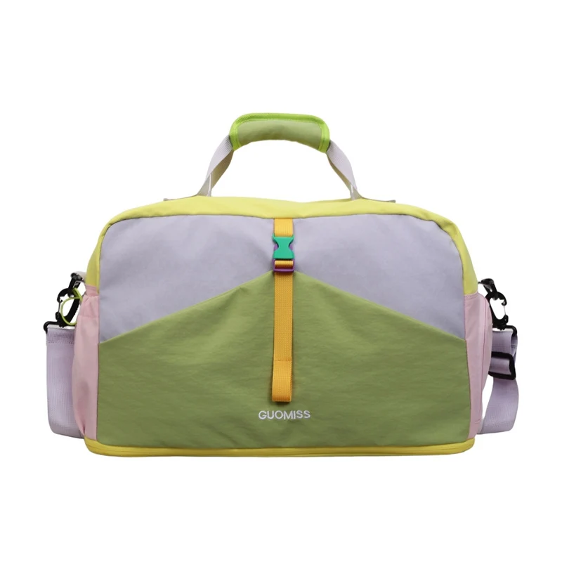 Sportliche Reisetasche mit modernem Design und mehreren Fächern Skanto