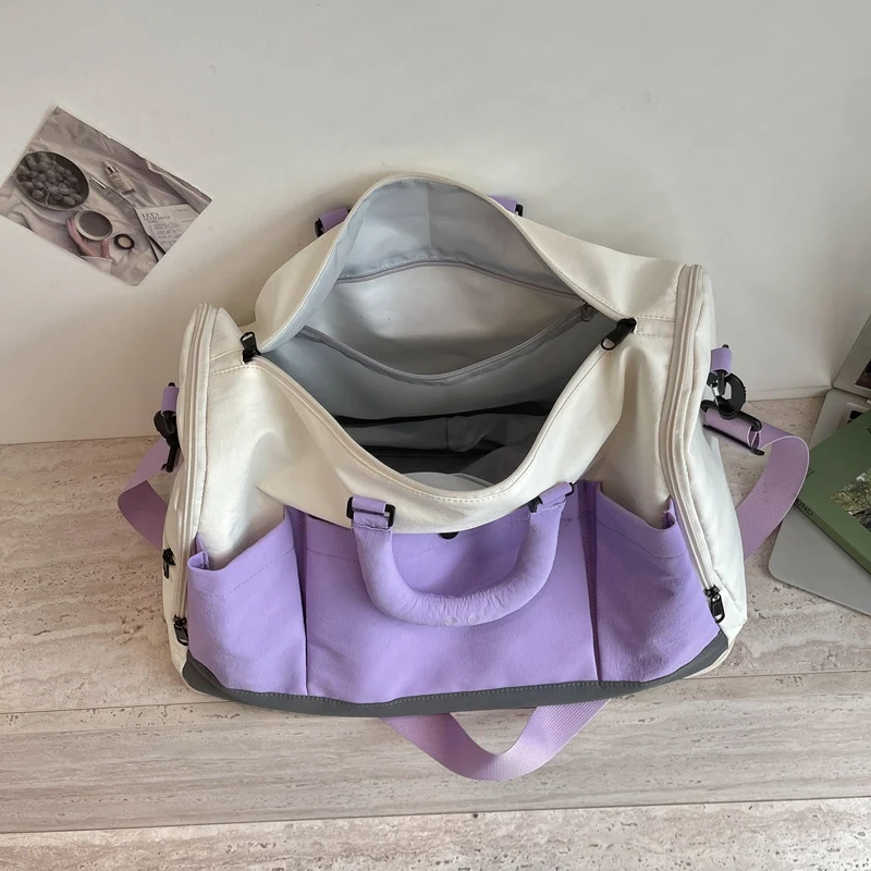 Sportliche Reisetasche mit multifunktionalen Eigenschaften Skanto