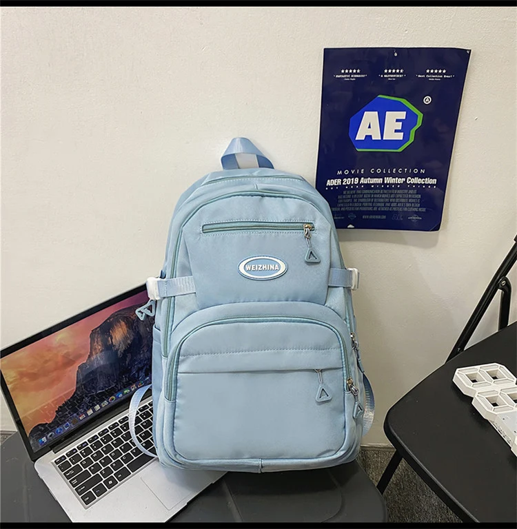 Funktionaler Schul- und Reiserucksack mit mehreren Taschen