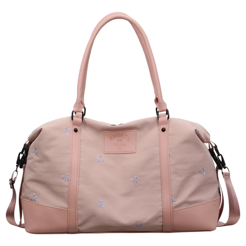 Sportliche Reisetasche mit elegantem Design und multifunktionalen Taschen Skanto
